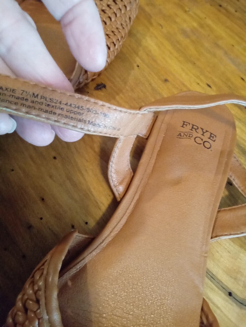 Frye - Picture 7 of 11